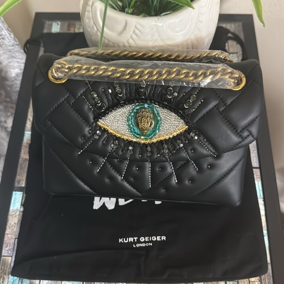 Kurt Geiger London
Mini Kensington Eye Crossbody Bag - Picture 11 of 15